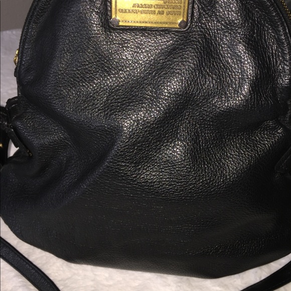 Marc Jacobs Leather Crossbody Handbag - Picture 3 of 8